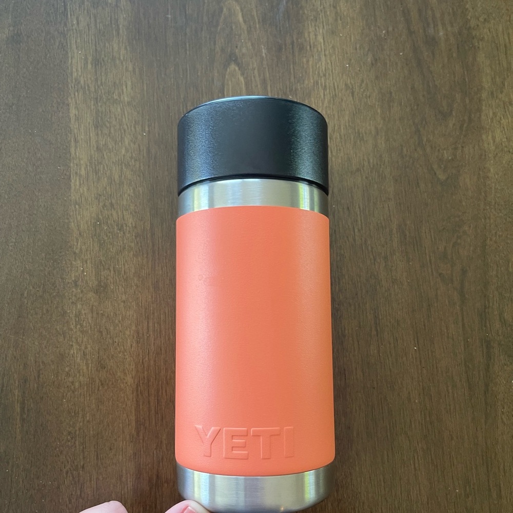 Yeti coral hotshot cup